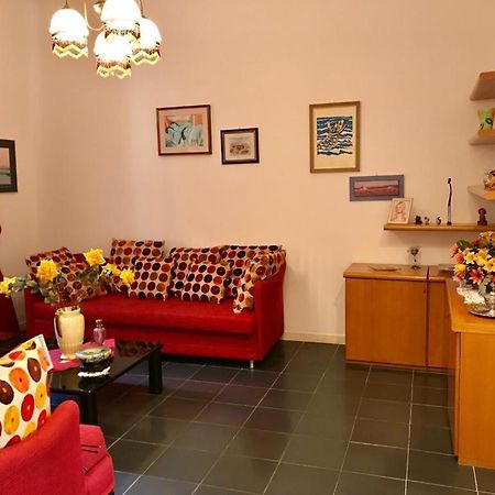 Appartamento Elegance ลาสเปเซีย ภายนอก รูปภาพ